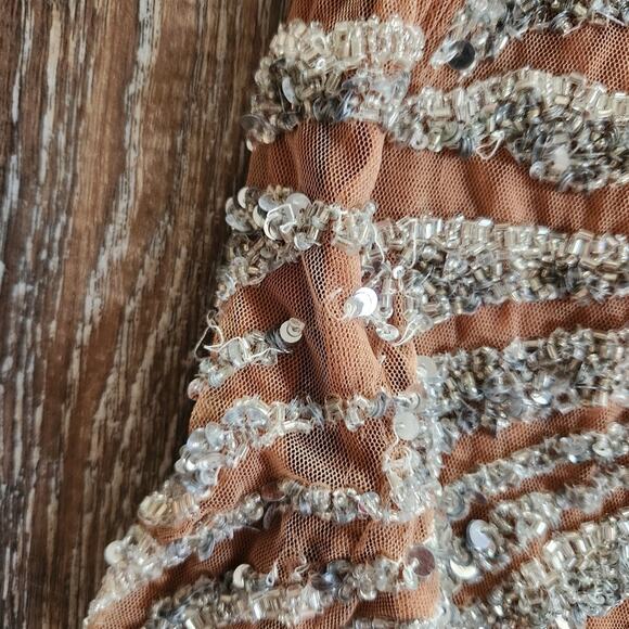 Retrofete Viola Tiger Stripe Dress Sequin Size Large NWT Halter Open Back - Picture 12 of 12